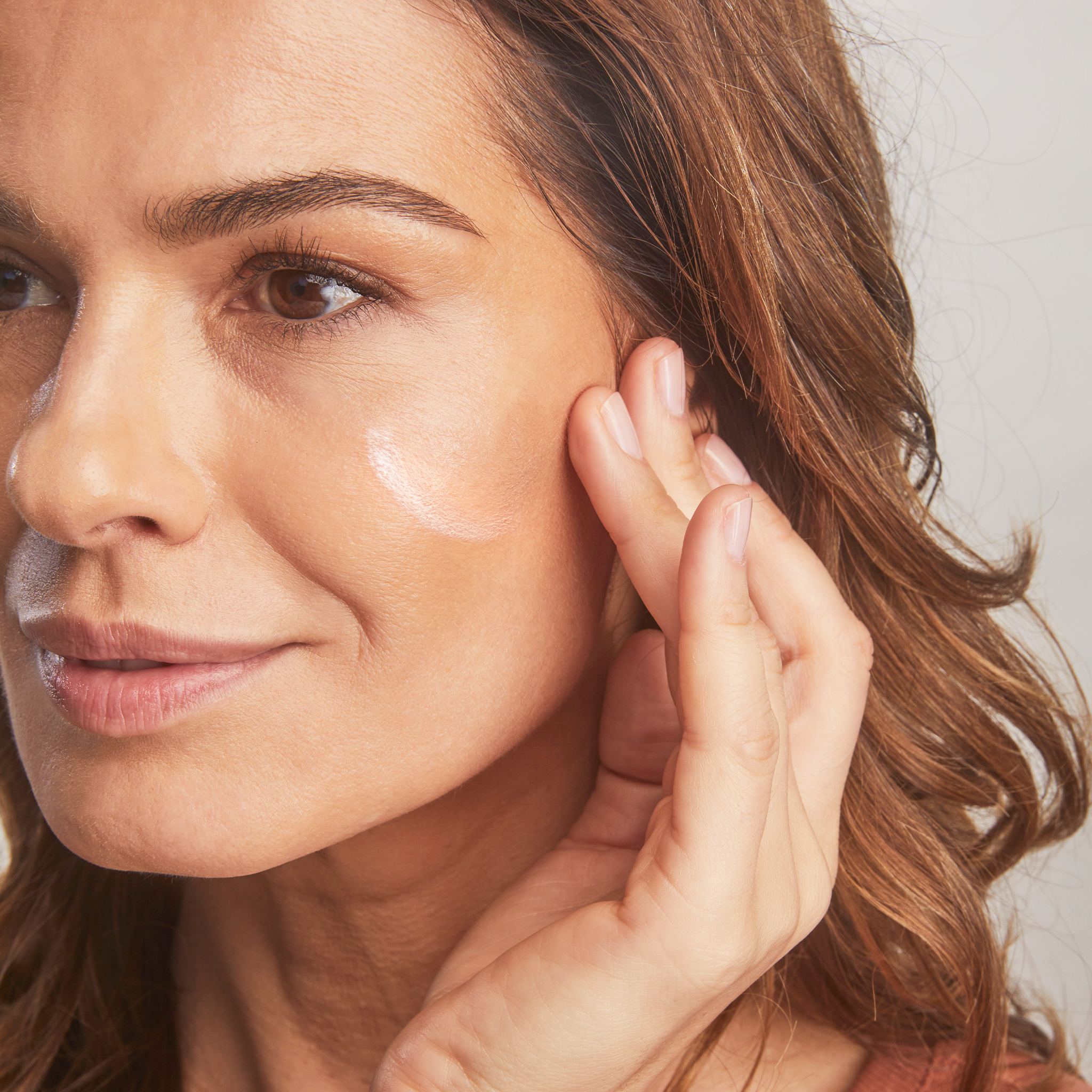 Today’s Deal Total Protection® No-Show™ Mineral Sunscreen SPF 50 - Image 7